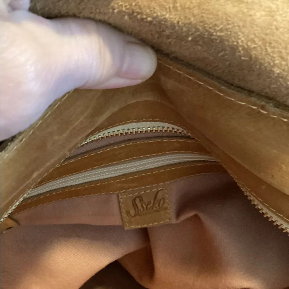 Sseko Eden carmel Oiled Leather backpack - Picture 7 of 7